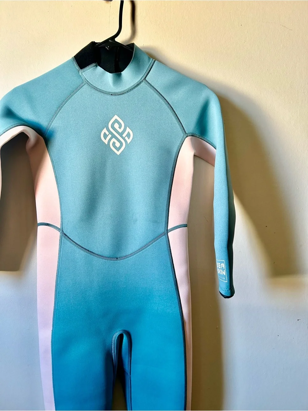 Seaskin 3mm kids wetsuit back zip full wet suit size 12 new without tags